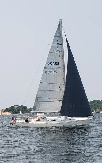 Jaywalker Yacht Photos Pics 