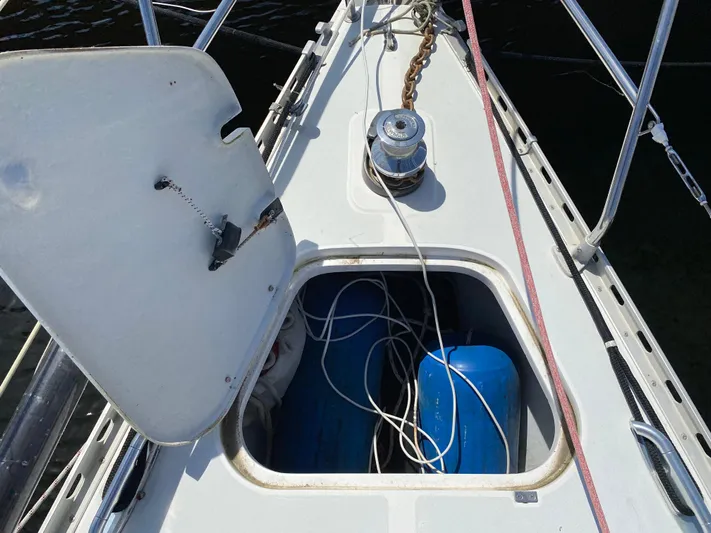 Jaywalker Yacht Photos Pics 