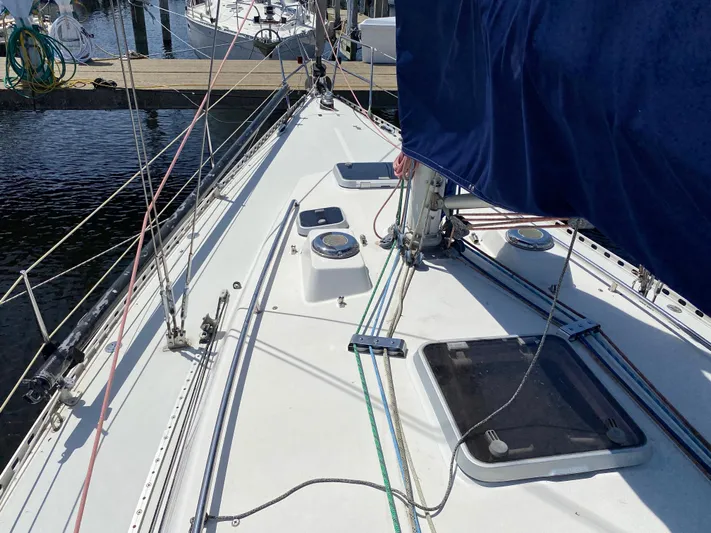 Jaywalker Yacht Photos Pics 