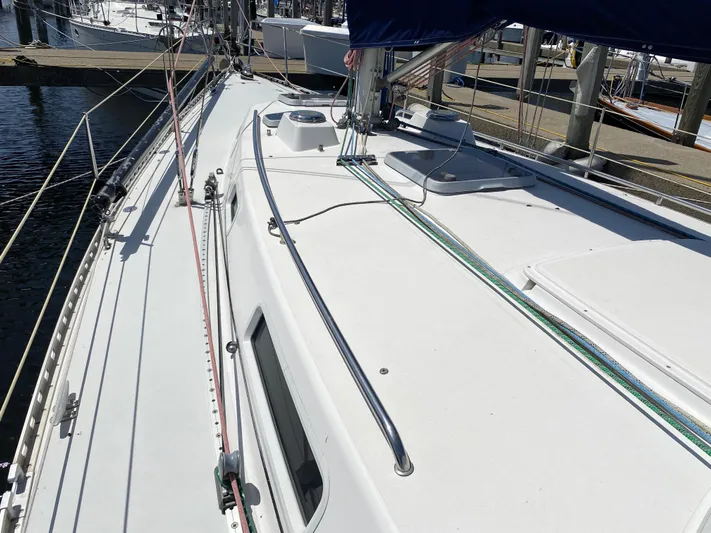 Jaywalker Yacht Photos Pics 