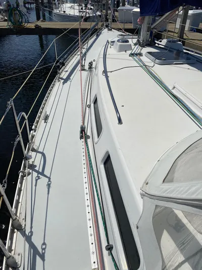 Jaywalker Yacht Photos Pics 