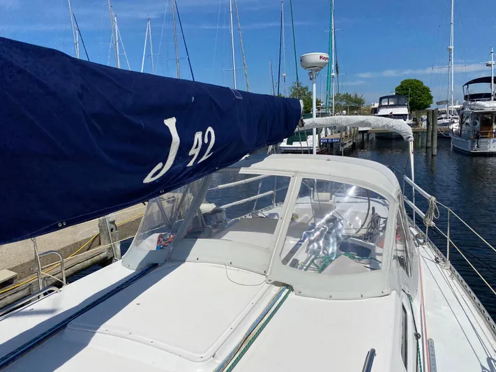 Jaywalker Yacht Photos Pics 