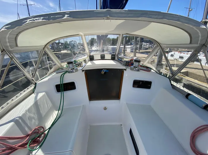 Jaywalker Yacht Photos Pics 