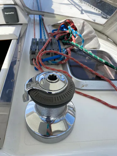 Jaywalker Yacht Photos Pics 