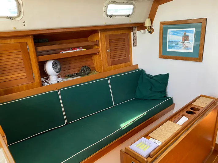 Jaywalker Yacht Photos Pics 