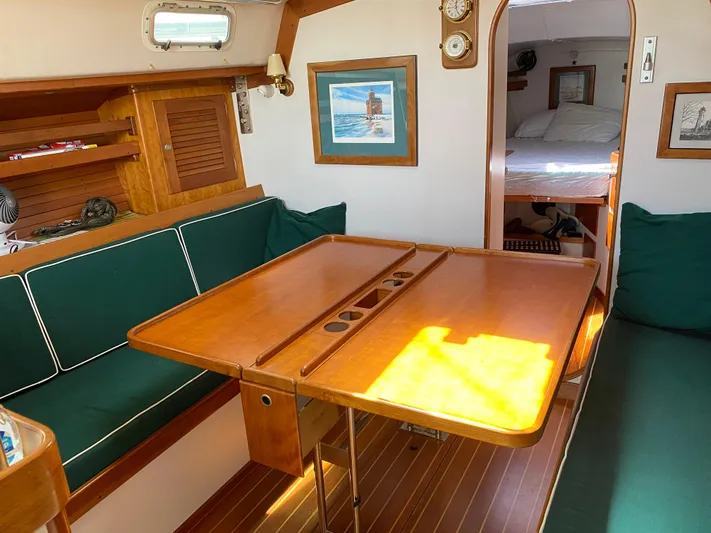 Jaywalker Yacht Photos Pics 