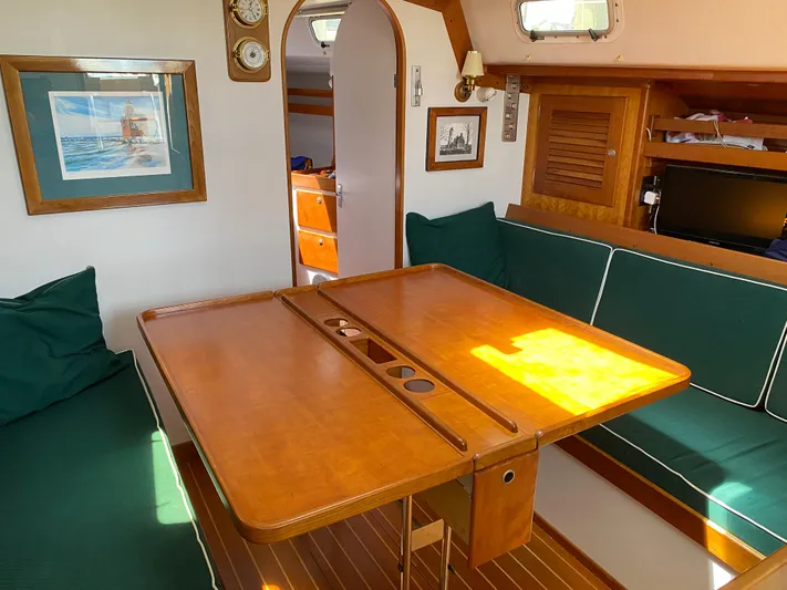 Jaywalker Yacht Photos Pics 