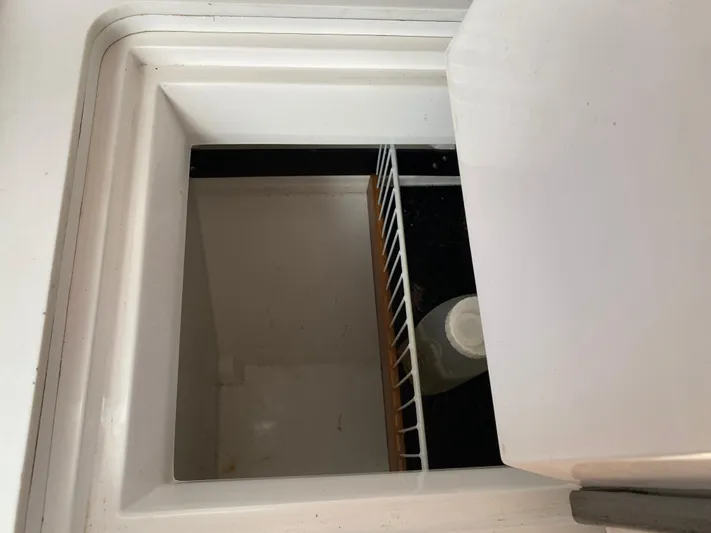 Jaywalker Yacht Photos Pics 