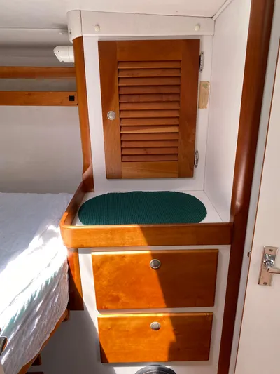 Jaywalker Yacht Photos Pics 