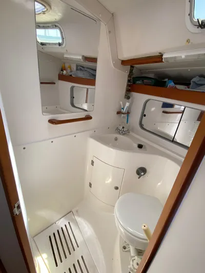 Jaywalker Yacht Photos Pics 