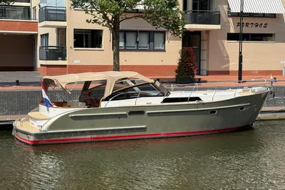 2020 Crown C120