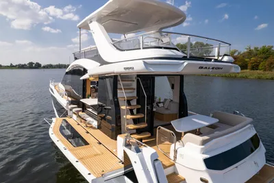 2026 Galeon 560 SKYDECK / 2026 / NEU
