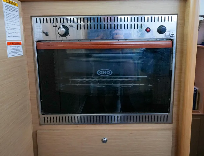 Bleu Lagoon Yacht Photos Pics Built-in oven in a 2012 Lagoon 421 yacht kitchen.