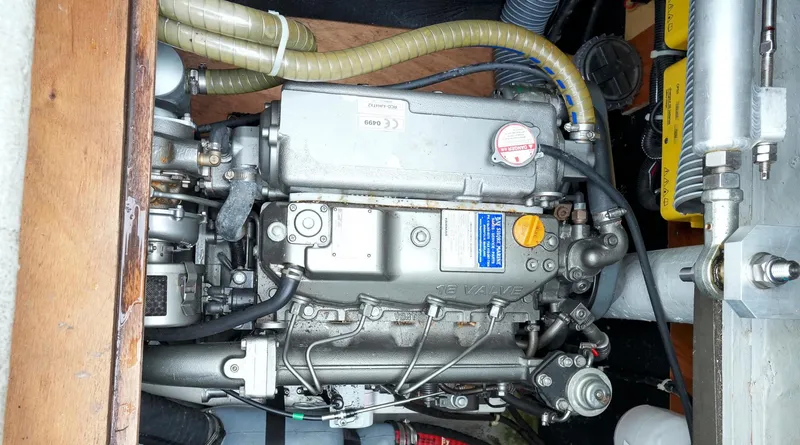 Bleu Lagoon Yacht Photos Pics 