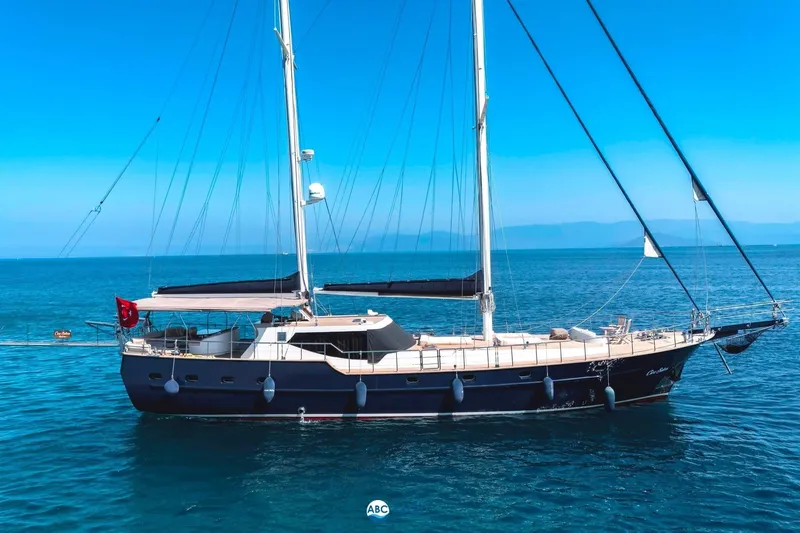 Cİca Sultan Yacht Photos Pics Luxurious 2014 Ark Yat 24M yacht sailing on clear blue waters.