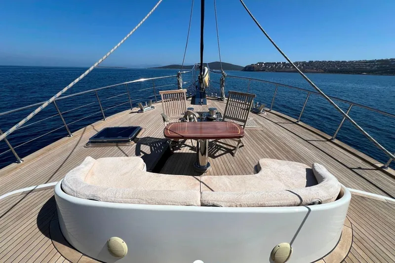 Cİca Sultan Yacht Photos Pics Luxurious Ark Yat 24M yacht deck with seating and ocean view, 2014 model.