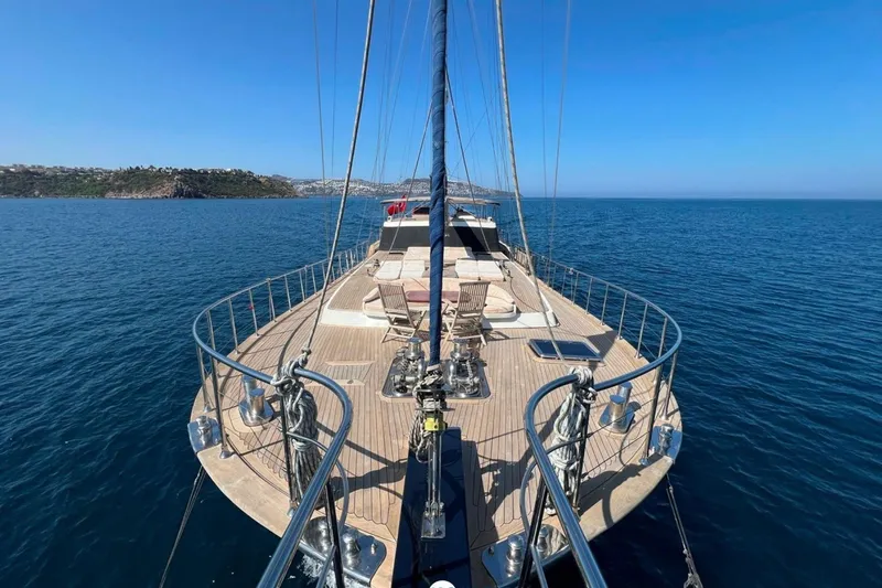 Cİca Sultan Yacht Photos Pics Luxurious Ark Yat 24M yacht deck, 2014 model, sailing on clear blue waters.