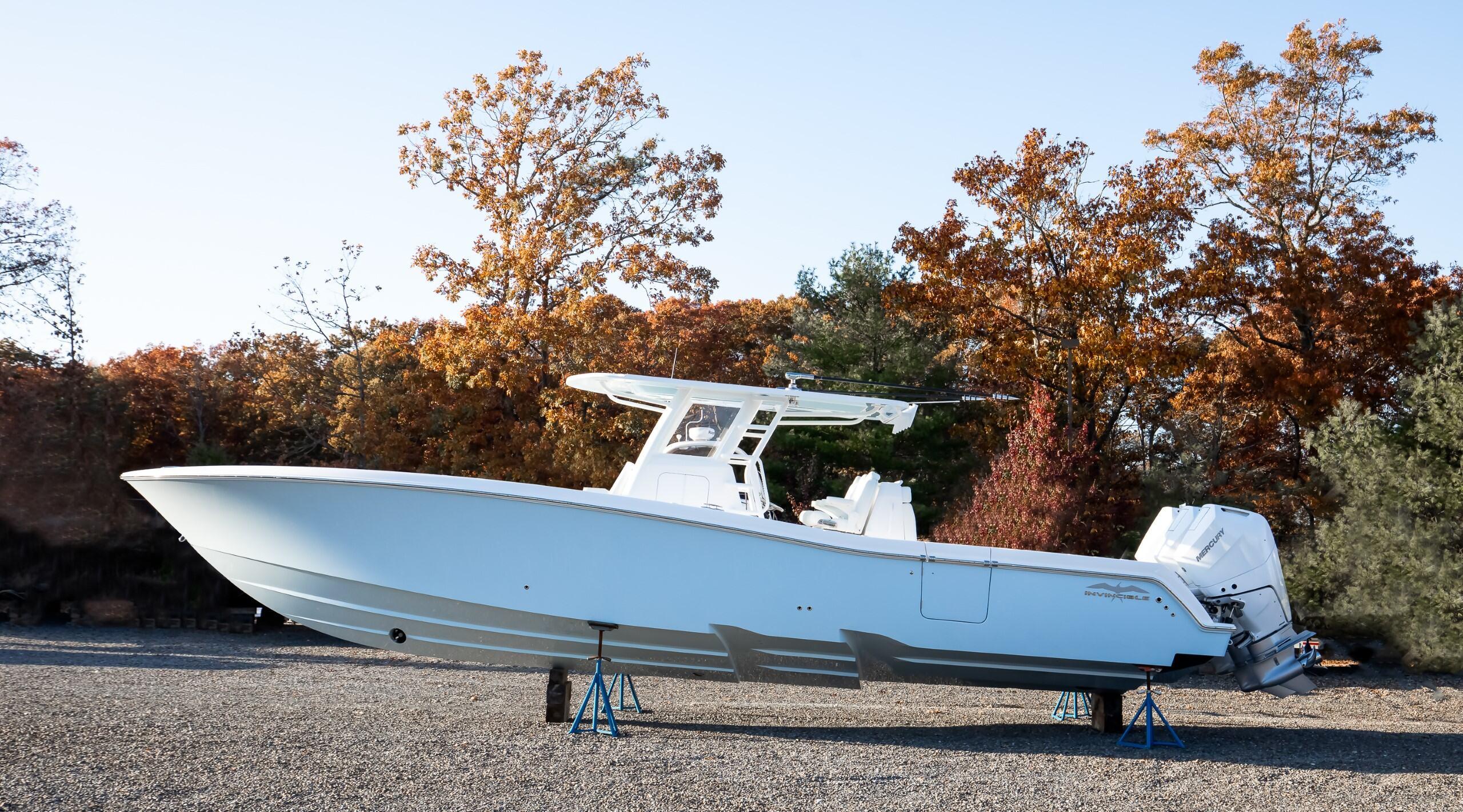 2024 Invincible 39 Open Fisherman Center Console for sale - YachtWorld