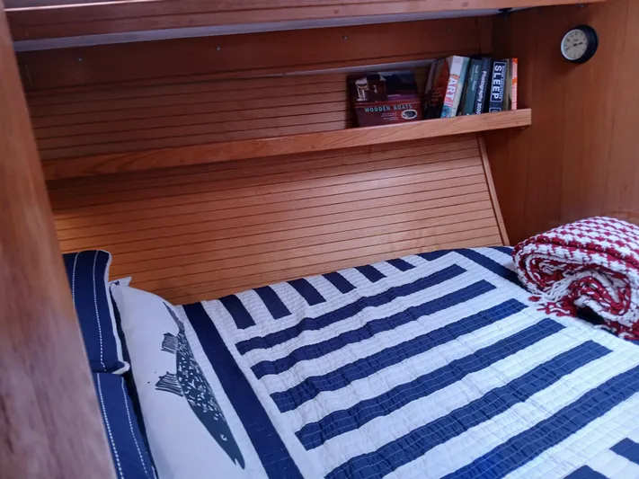 Aloha R & R Yacht Photos Pics 