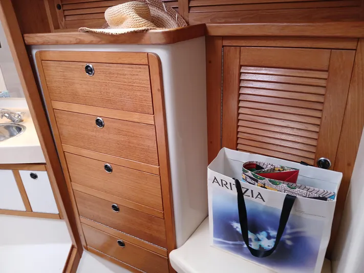 Aloha R & R Yacht Photos Pics 