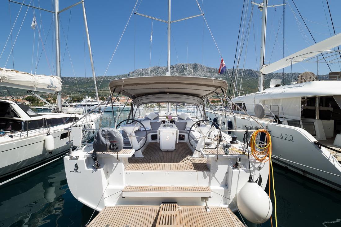 2019 Beneteau Oceanis 51.1