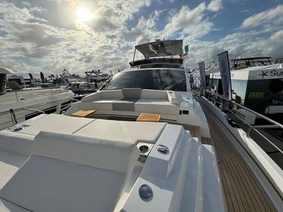 Yacht