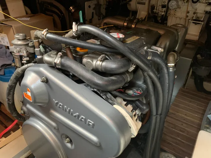 Proud Mary Yacht Photos Pics 