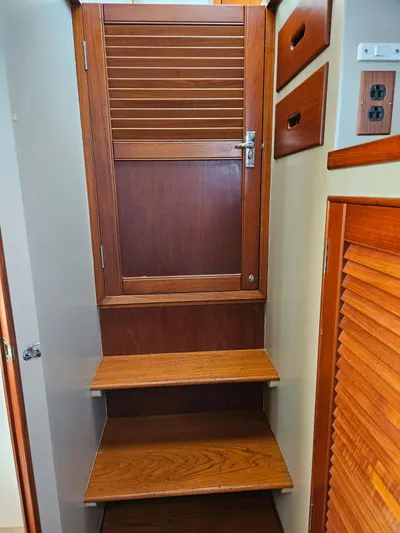 Proud Mary Yacht Photos Pics 