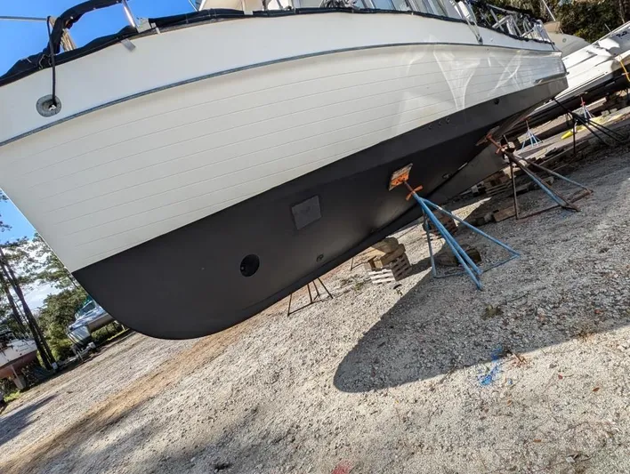 Proud Mary Yacht Photos Pics 