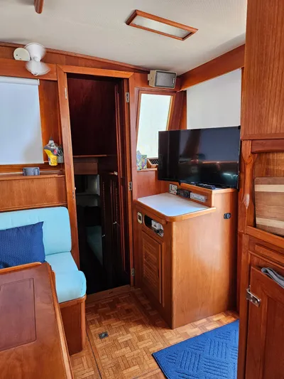 Proud Mary Yacht Photos Pics 