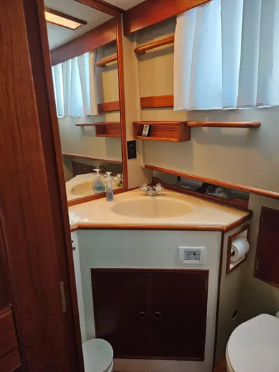 Proud Mary Yacht Photos Pics 