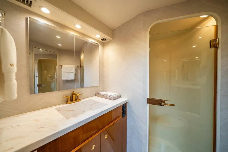 Margin Call Yacht Photos Pics 