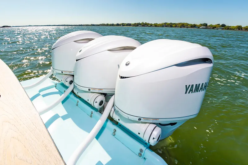 Justifier Yacht Photos Pics 