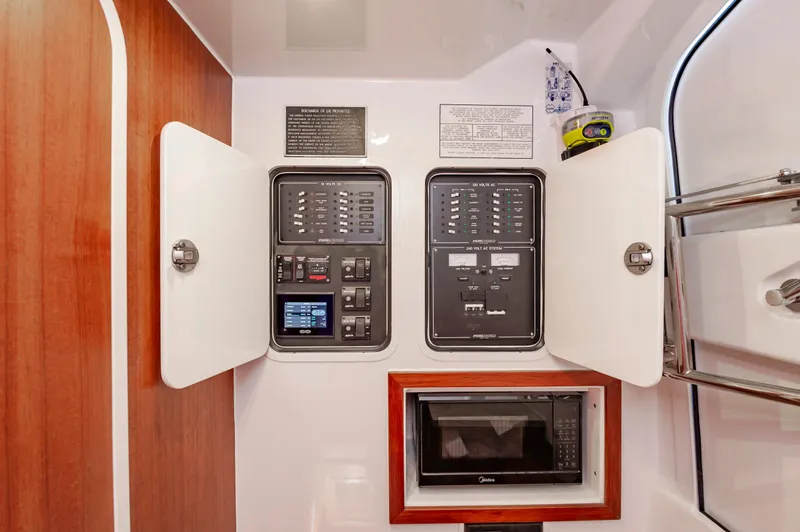 Justifier Yacht Photos Pics 