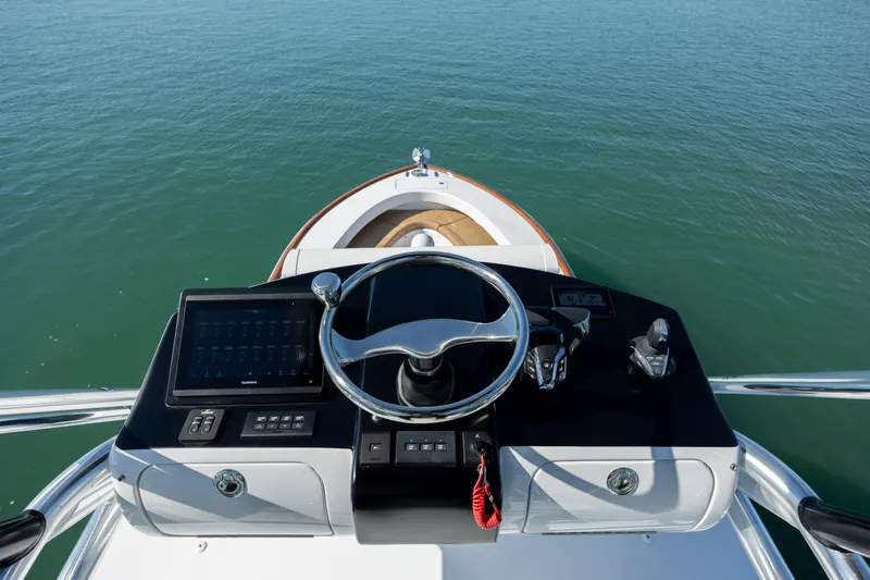 Justifier Yacht Photos Pics 