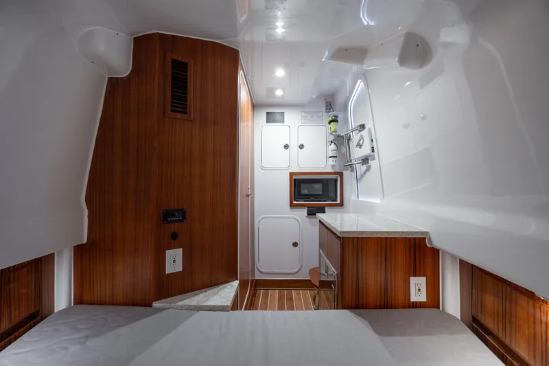 Justifier Yacht Photos Pics 