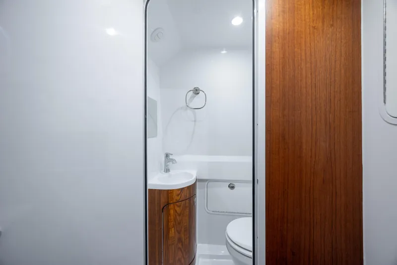 Justifier Yacht Photos Pics 