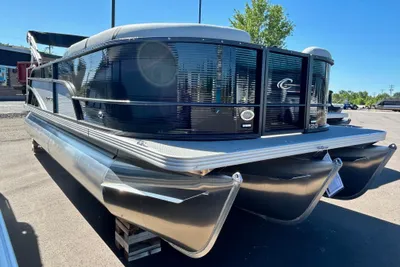 Crest 220 SLS Classic LX