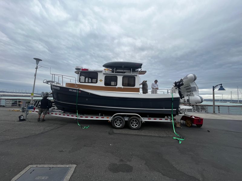 2016 Ranger Tugs R-27