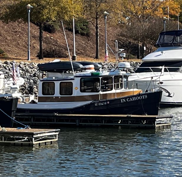 2016 Ranger Tugs R-27