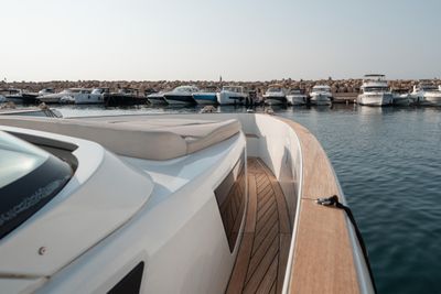 Yacht