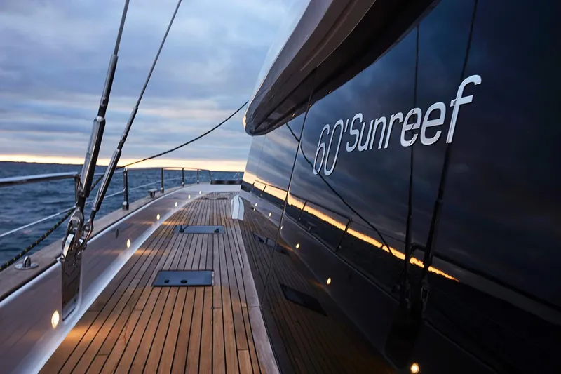 Sinata Yacht Photos Pics 