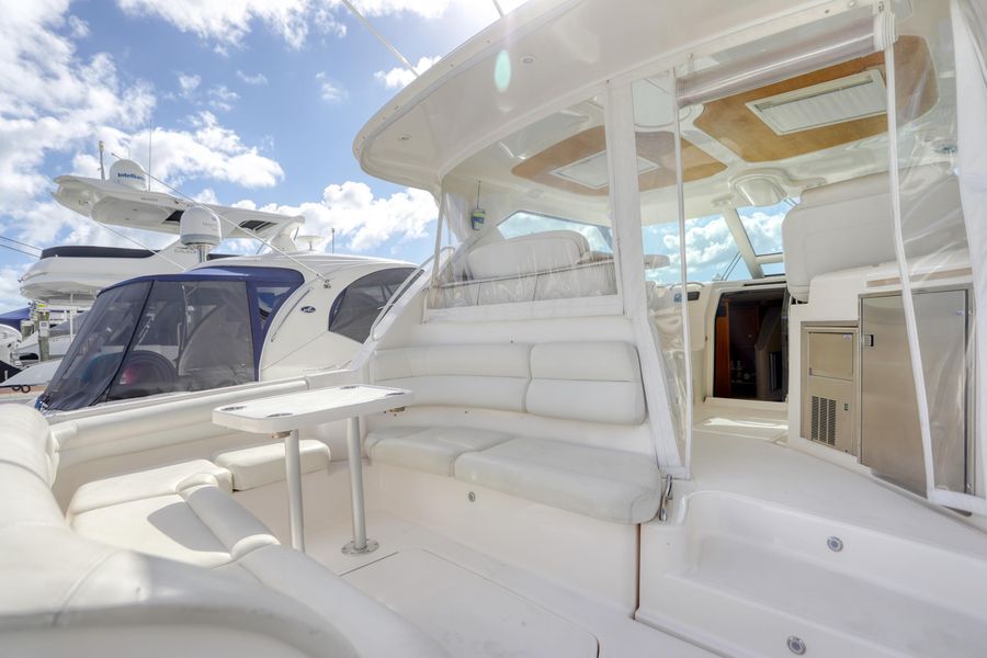 2008 Tiara Yachts 4300 Sovran