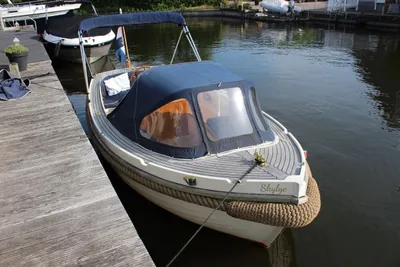 2001 Interboat 20