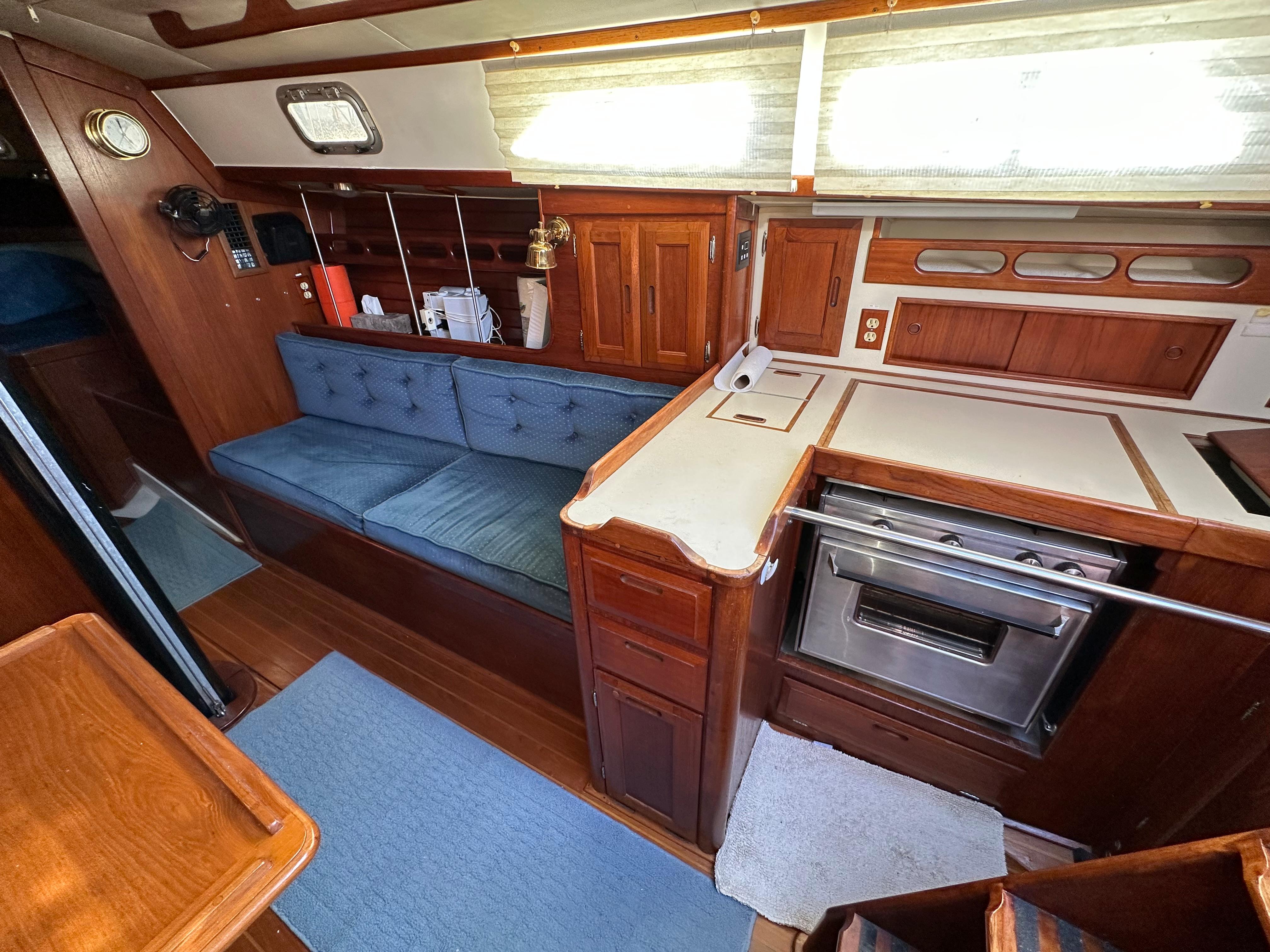 1984 Ericson 35 MKIII Cruiser for sale - YachtWorld