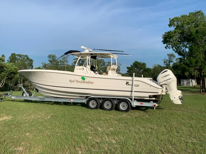 Reel Tree-mendous Yacht Photos Pics 