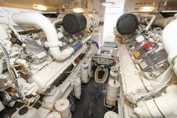 Flying Tiger Yacht Photos Pics 