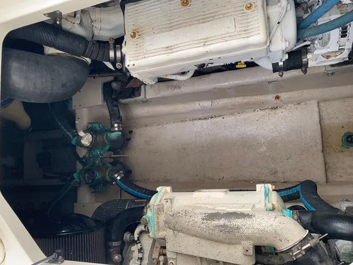 Above Ground Yacht Photos Pics 