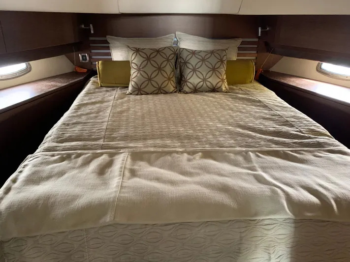 Above Ground Yacht Photos Pics 