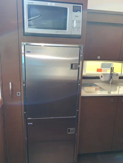 Above Ground Yacht Photos Pics 